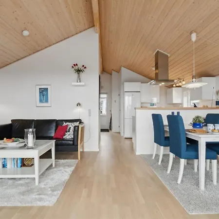 Semesterbostad Yvette - 150m From The Sea By Interhome Sæby